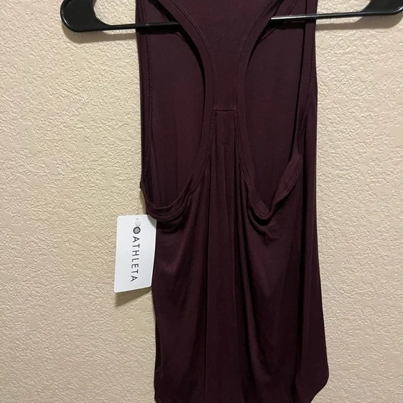 NWT Athleta Ease in Rib Tank Top - Rich Burgundy - Picture 4 of 4